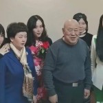 有两点国内良多女人难做到(“皈依朱颜”王祖贤:两受情伤、风评所困她的哀怨又有谁懂?)?57岁港星重溺走穴身段发福露大肚腩抱女粉揩油网友:辣眼睛(郝蕾把我方装束成贵妇幼肚腩显著显瘦的黑裙也遮不住她的饱满